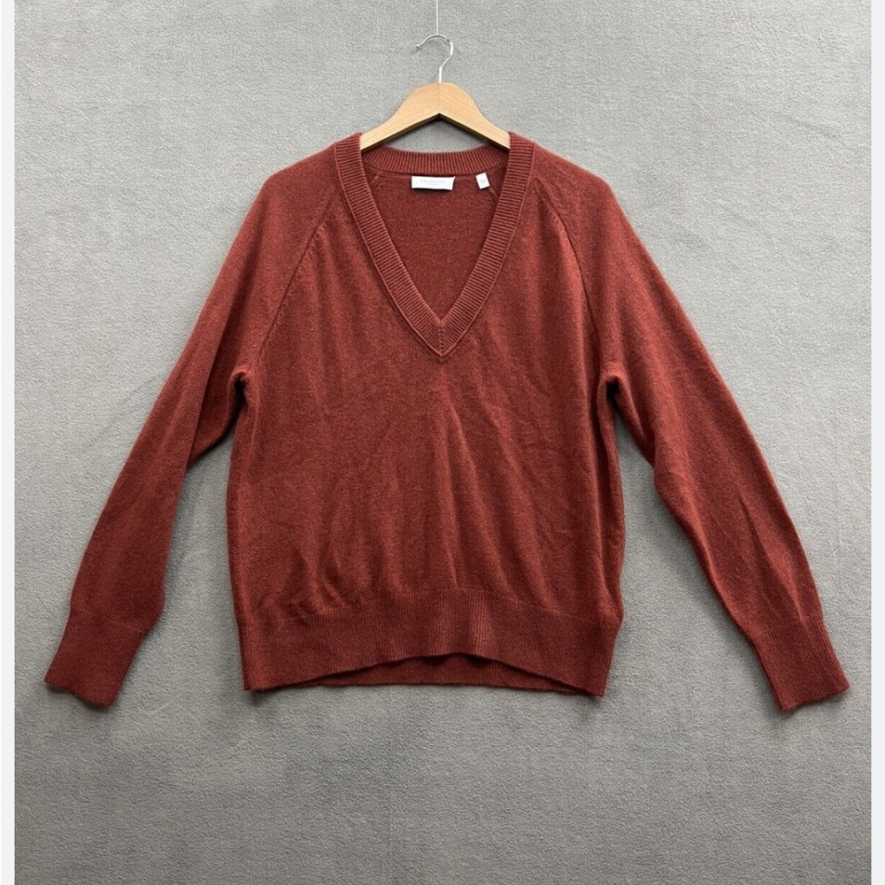 Equipment Femme XS V-neck Cashmere Sweater - Barely Worn